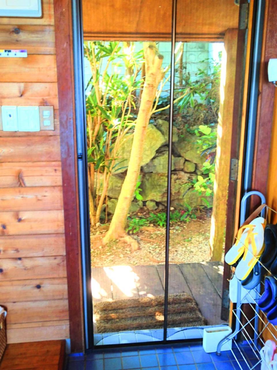 Private Beach House Motobu Exterior photo