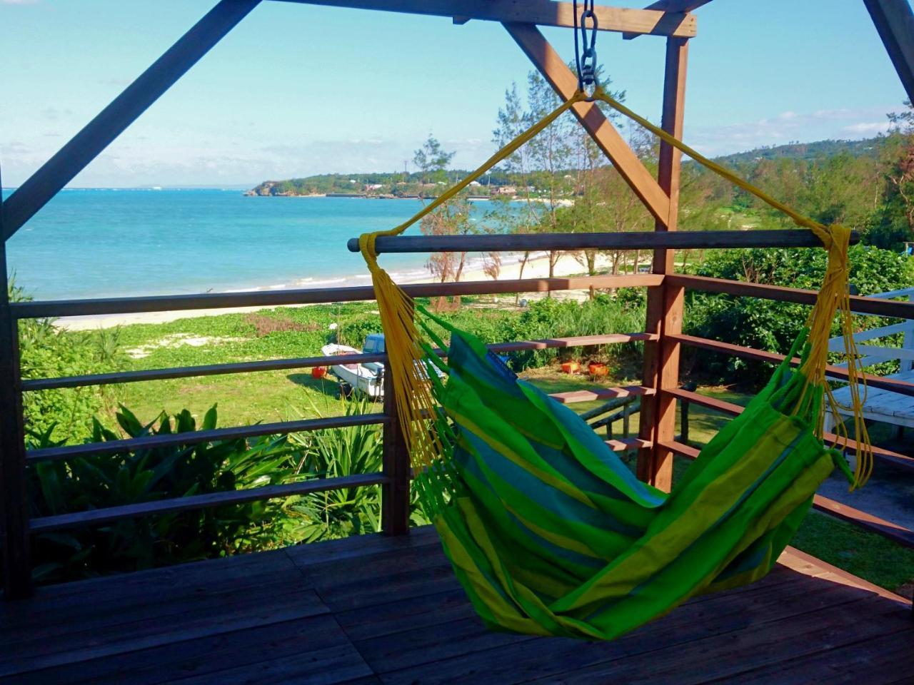 Private Beach House Motobu Exterior photo