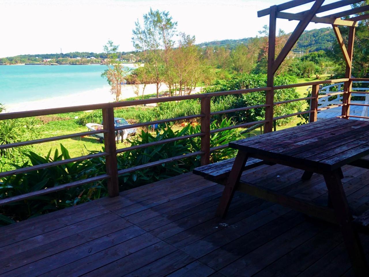 Private Beach House Motobu Exterior photo